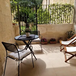  Appartement Al Centro Di Le Due Rose-con Patio Privato Italie